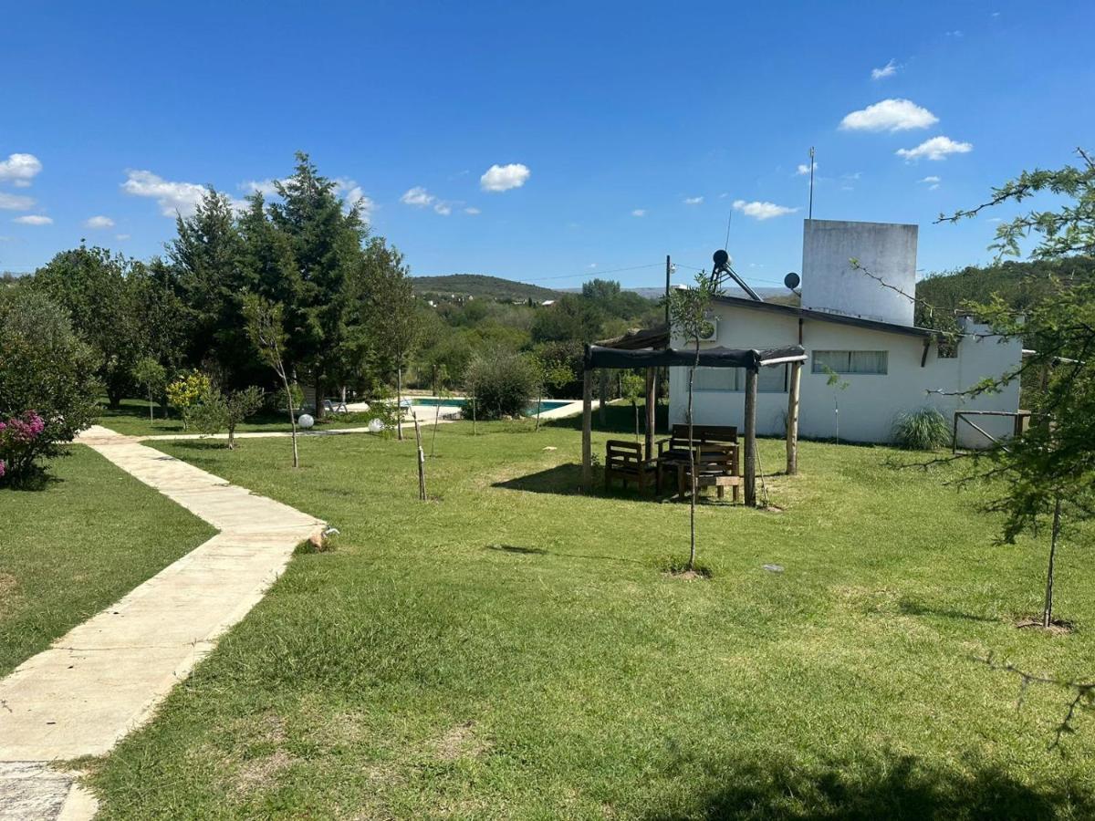 El Rincon De Jose Luis - Cabanas Y Restaurante Tanti Dış mekan fotoğraf