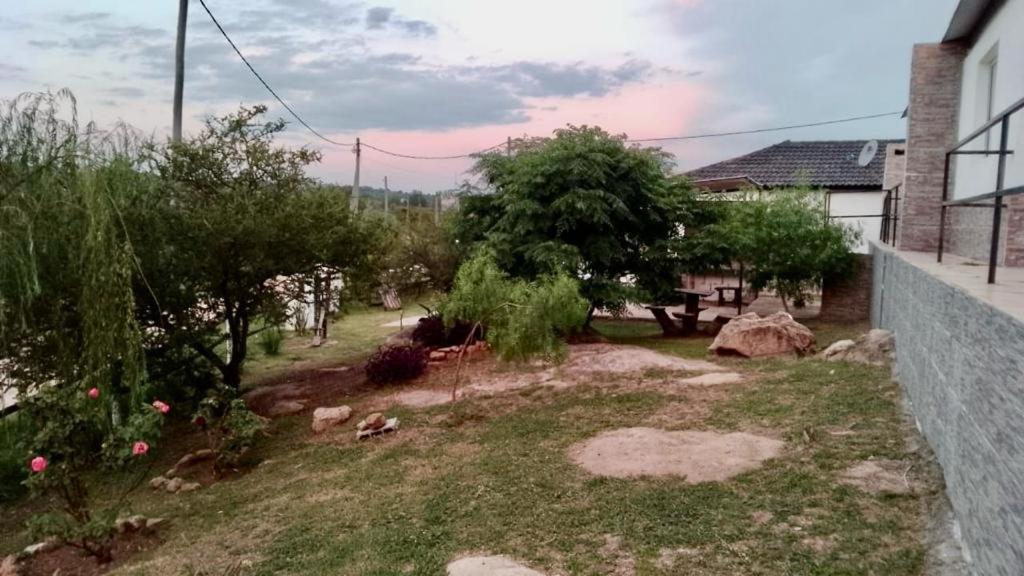 El Rincon De Jose Luis - Cabanas Y Restaurante Tanti Dış mekan fotoğraf