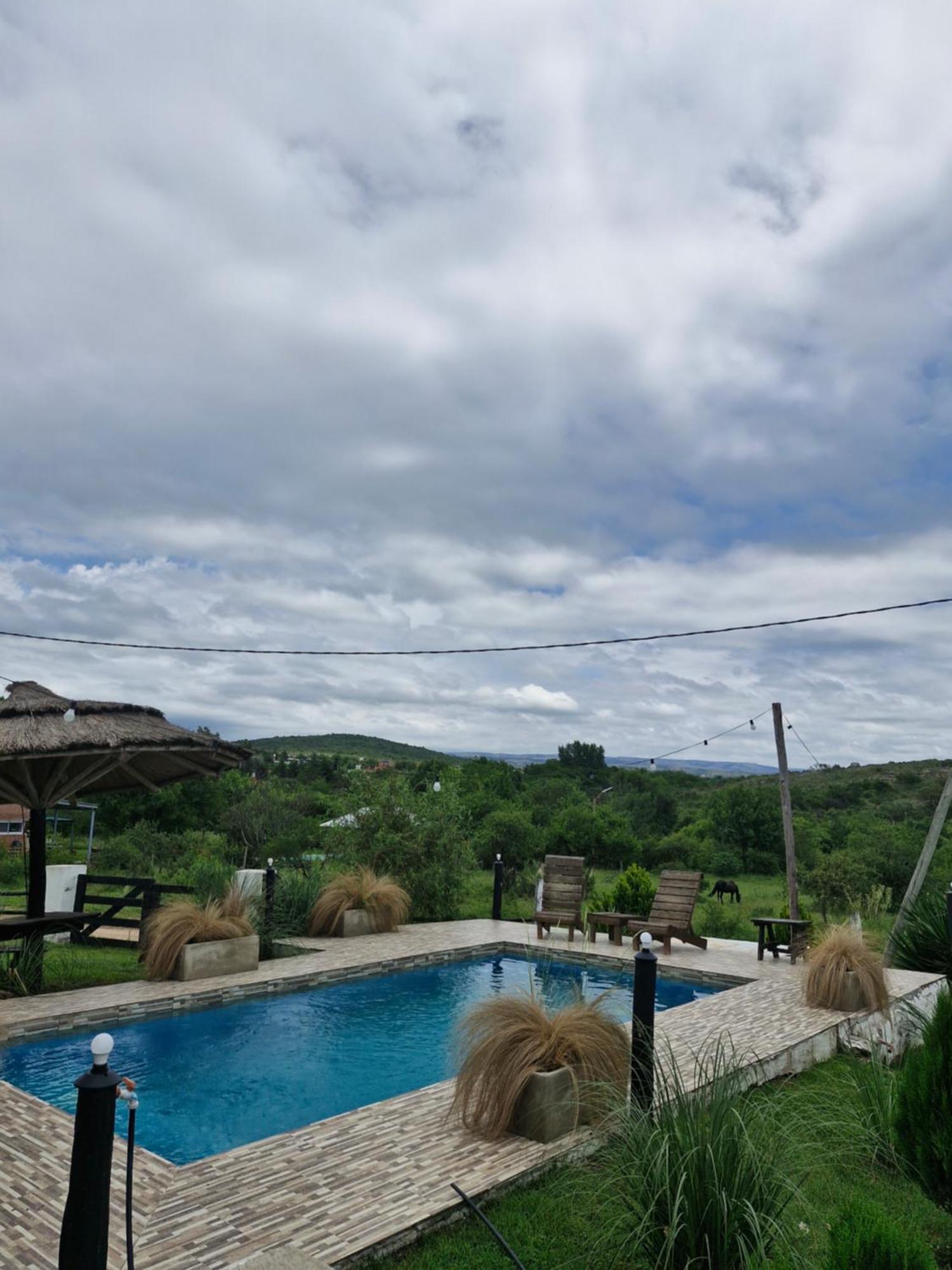 El Rincon De Jose Luis - Cabanas Y Restaurante Tanti Dış mekan fotoğraf