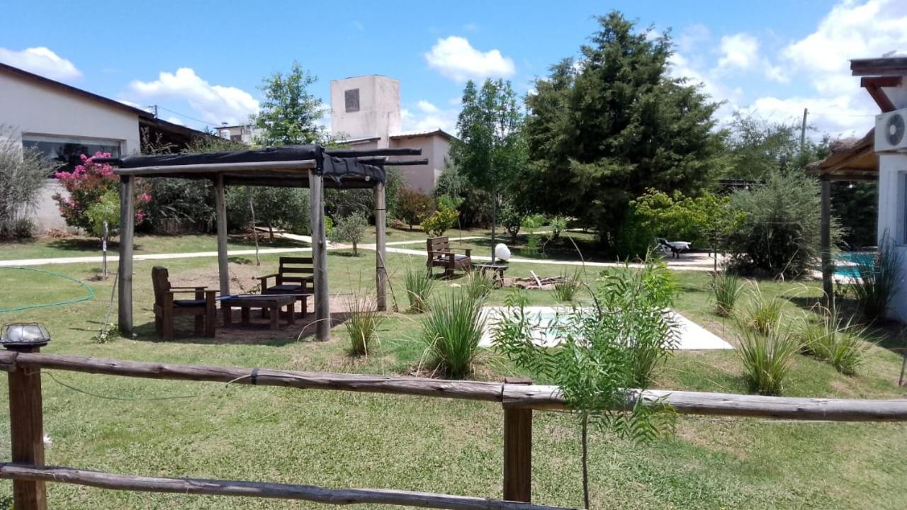 El Rincon De Jose Luis - Cabanas Y Restaurante Tanti Dış mekan fotoğraf